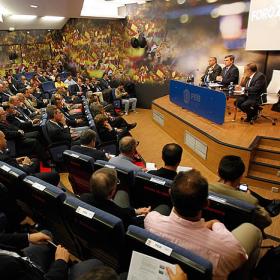Cardenal: "Es tiempo de ideas, no de sentimientos" Cardenal: "Es tiempo de ideas, no de sentimientos"