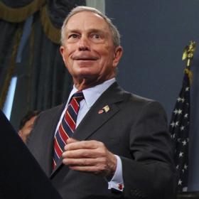 Bloomberg defiende celebrar el maratón de Nueva York Bloomberg defiende celebrar el maratón de Nueva York