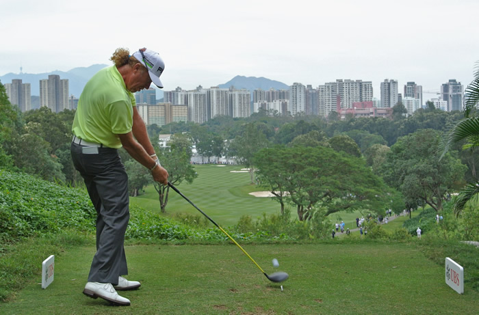 Jiménez es líder y aspira a su tercera corona en Hong Kong