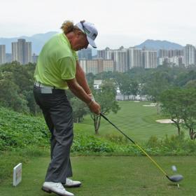 Jiménez es líder y aspira a su tercera corona en Hong Kong Jiménez es líder y aspira a su tercera corona en Hong Kong