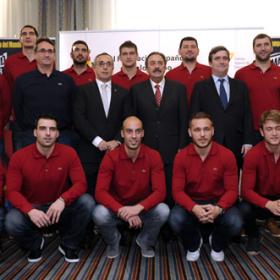 Los 'Hispanos' tienen un desafío: ganar su Mundial Los 'Hispanos' tienen un desafío: ganar su Mundial