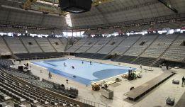 El peso de la piscina obliga a reforzar el Palau Sant Jordi El peso de la piscina obliga a reforzar el Palau Sant Jordi