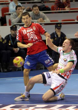 Krsmancic sustituye a Ilic en el partido de octavos con España Krsmancic sustituye a Ilic en el partido de octavos con España
