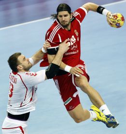 Hungría se reencuentra y bate a Polonia para llegar a cuartos Hungría se reencuentra y bate a Polonia para llegar a cuartos