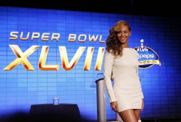 Beyonce, estrella del descanso, asegura que cantará en directo Beyonce, estrella del descanso, asegura que cantará en directo