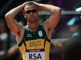 Pistorius disparó un arma por accidente en un restaurante Pistorius disparó un arma por accidente en un restaurante