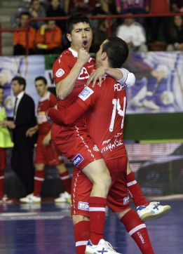 El Pozo a la final tras unos últimos minutos apoteósicos El Pozo a la final tras unos últimos minutos apoteósicos