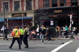Dos bombas en la Maratón de Boston: al menos dos muertos