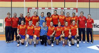 España, ante Polonia, Argentina, Paraguay, Noruega y Angola