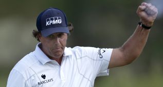 Mickelson opta a su primer US Open el día de su cumpleaños