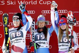 Tina Maze gana en Cortina d'Ampezzo; Carolina, 21º