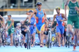 Noya se mide en Londres a Mola y a los hermanos Brownlee