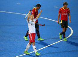 España cae con Inglaterra y sólo luchará por ser quinto