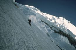 Al menos 7 muertos por una avalancha en los Alpes franceses
