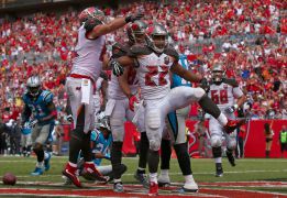 Tampa Bay lográ una sufrida victoria gracias Doug Martin