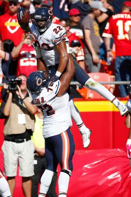 Una gran remontada de Jay Cutler da a los Bears su segunda victoria