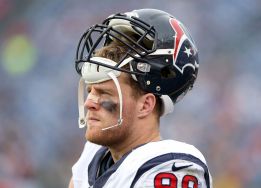 Houston abusa de los Titans y da un paso de gigante