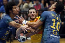 España tumba a Brasil y se jugará el torneo ante Polonia