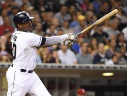 Detroit Tigers suma y sigue y ficha a Justin Upton