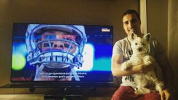Twitter de Asenjo viendo la Super Bowl