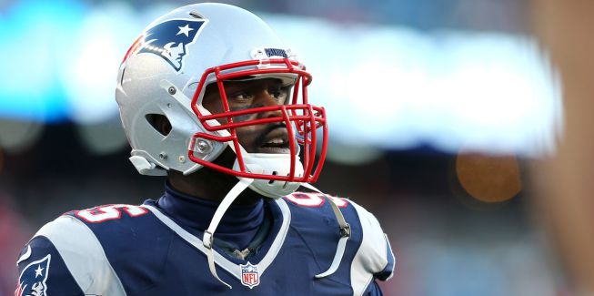 Chandler Jones con los Patriots, antes de marchar a los Cards