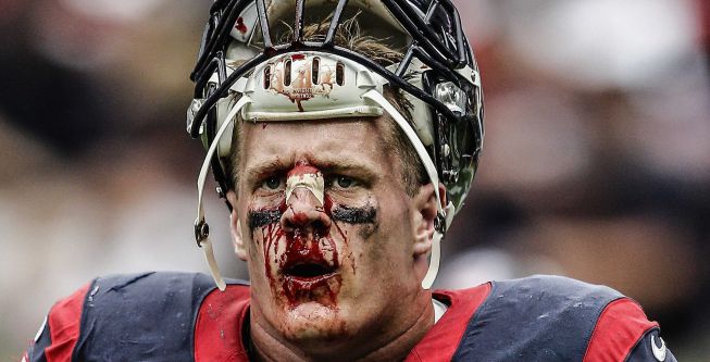 Superman J.J. Watt: jugó con cinco músculos rotos