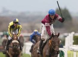 Rule The World da la sorpresa
y se lleva el Grand National