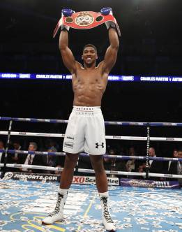 Anthony Joshua disputa a Fury el reinado en Gran Bretaña