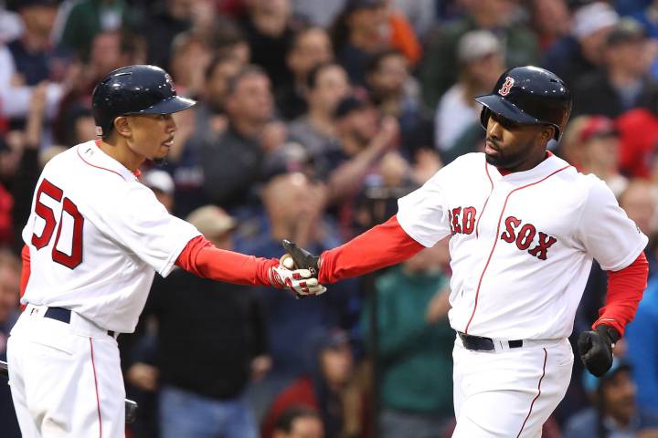 Bradley Jr. vuelve a cumplir y ya se encuentra a mitad de camino