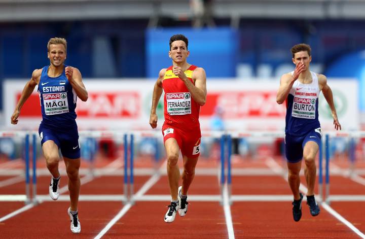 Sergio Fernández gana la plata en los 400 mv con 49.06