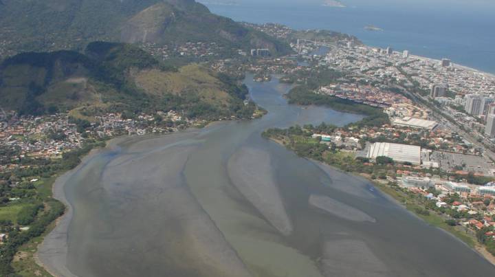 “La villa olímpica de Río de Janeiro está bañada en mierda”