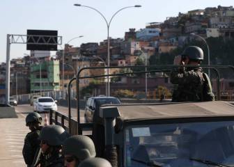 Amenazas de bomba obligan a cerrar el Estadio Acuático