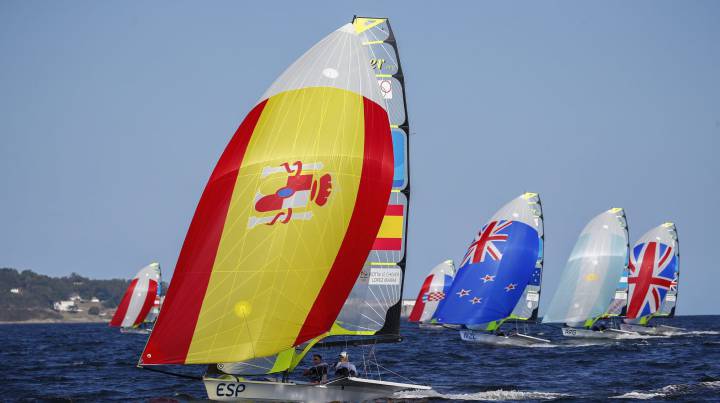 Botín y López, séptimos a mitad de competición del 49er