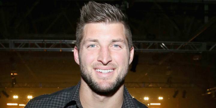 Tim Tebow hace caja con su aventura en el béisbol