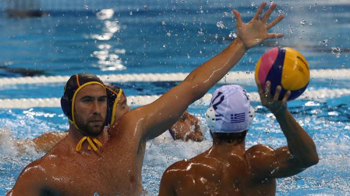 España, abocada a jugar por el séptimo puesto tras perder 9-7