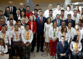 Selfies, medallas, diplomas y sonrisas en la recepción real