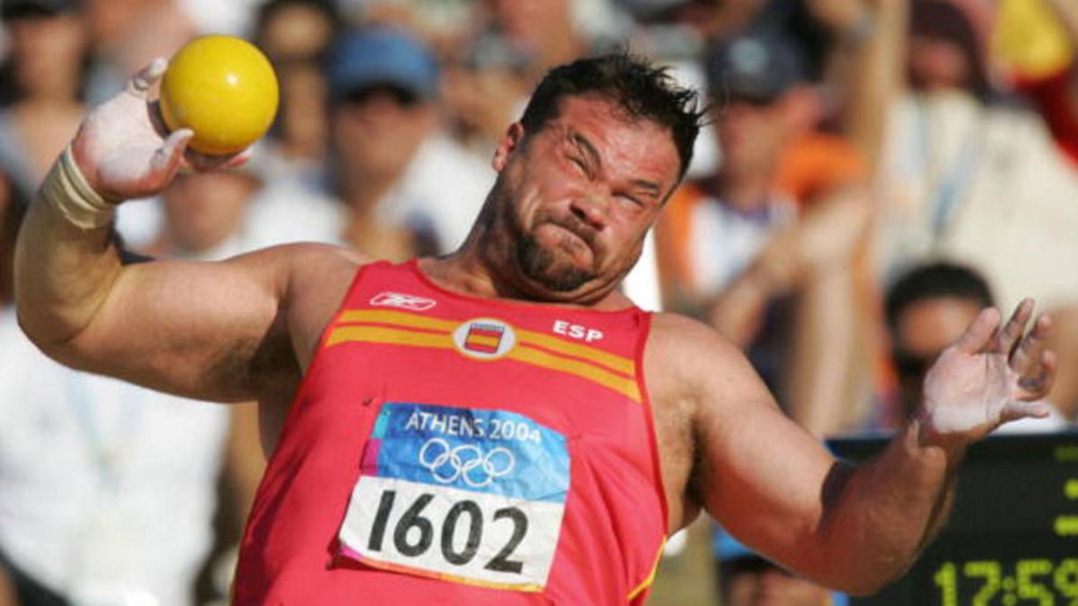Manuel Martínez, destituido en la Federación de Atletismo