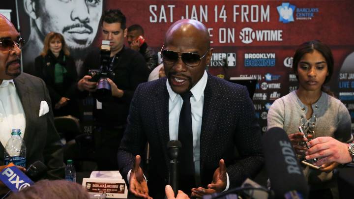 Floyd Mayweather durante una conferencia de prensa.