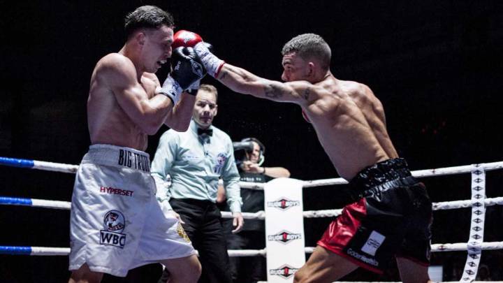 Jonfer suma y sigue: campeón Silver WBC camino del Mundial