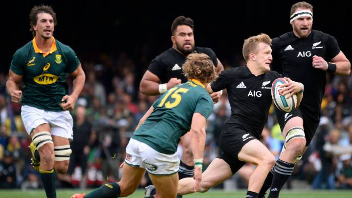 Los All Blacks sudan de verdad para cerrar el pleno en Sudáfrica