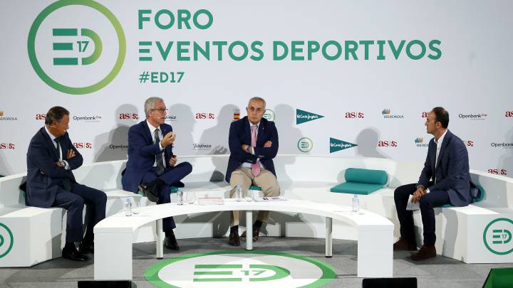 Manuel Gómez Amigó, Josep Fèlix Ballesteros, Alejandro Blanco y Jesús Mínguez durante la mesa "Tarragona, sede de los XVIII Juegos Mediterráneos".