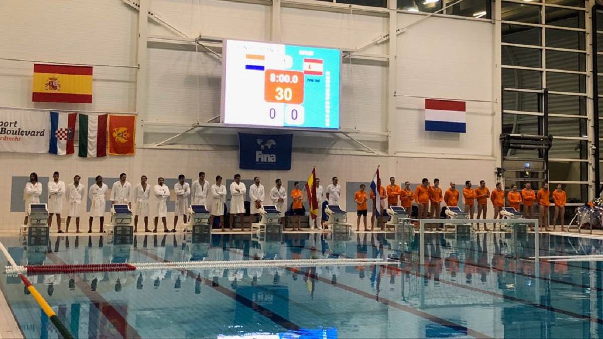 España arrasa a Holanda y se jugará el liderato ante Hungría