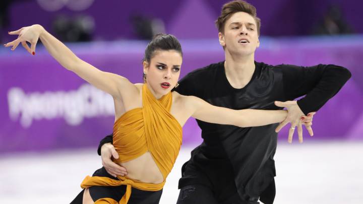 Sara Hurtado y Kirill Khaliavin, en acción durante el programa corto de danza en patinaje de los Juegos Olímpicos de Invierno de Pyeongchang.