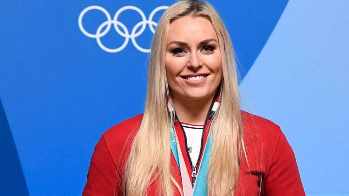 Lindsey Vonn atiende a los medios tras ganar la medalla de bronce en los Juegos Olímpicos de Invierno de Pyeongchang.