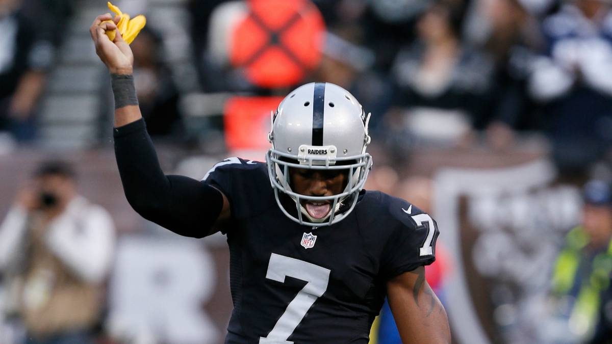 Jon Gruden impone sus reales en los Oakland Raiders