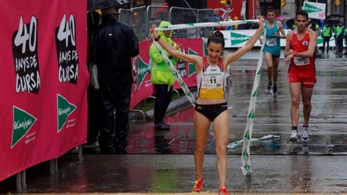 El Jaafari y Miriam Ortiz se imponen bajo la intensa lluvia