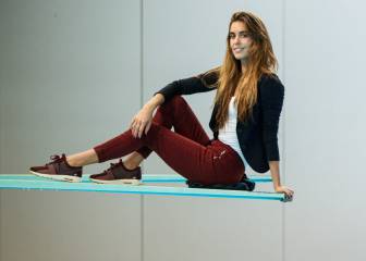 Ona sale de la piscina para ser “creativa” en la cocina