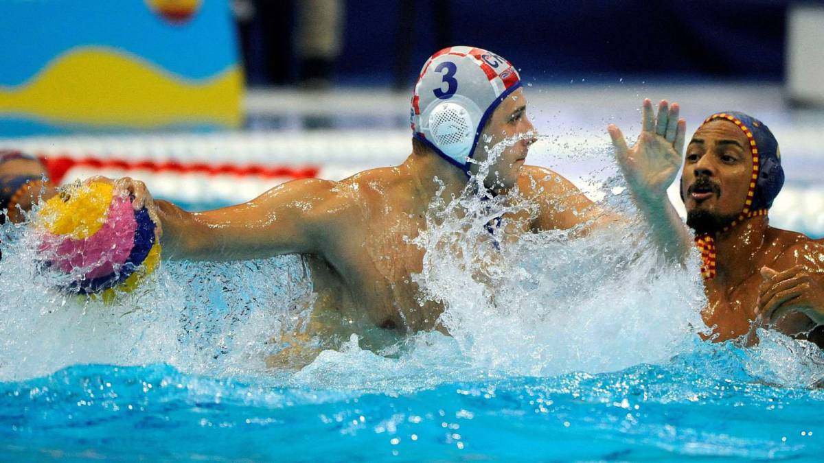 España gana a Kazajistán (3-11) y es segunda de grupo