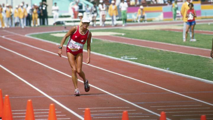 Gaby Andersen, la mujer que casi se muere en el primer maratón de los Juegos Olímpicos