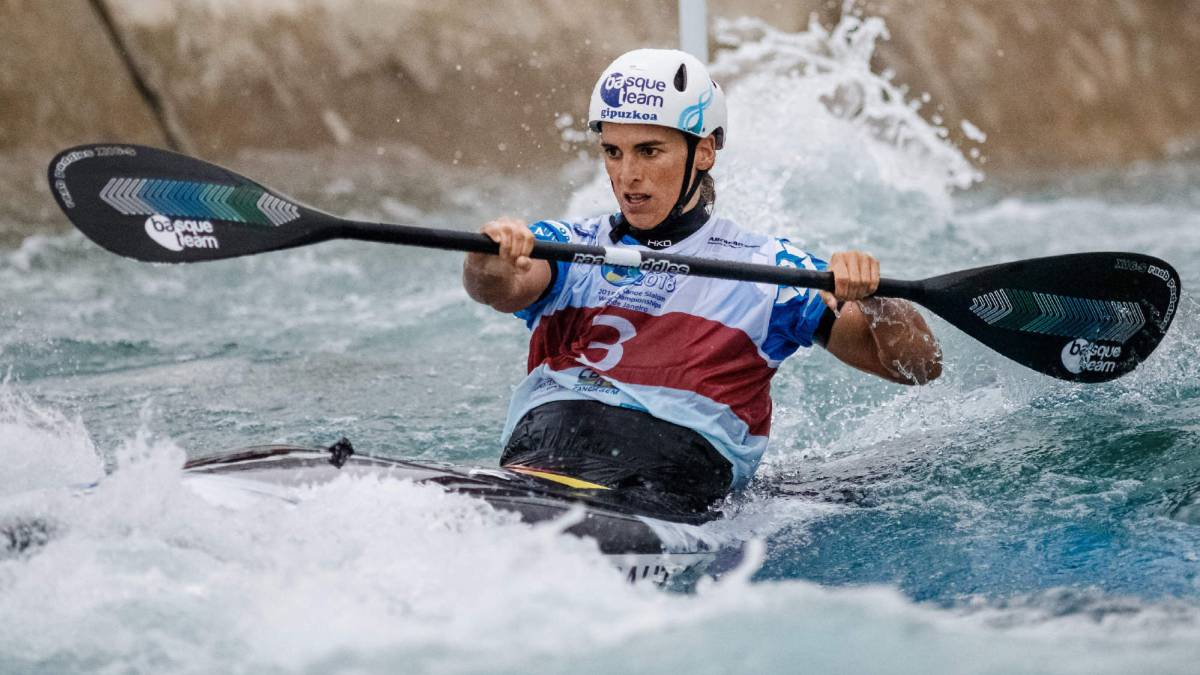 Foto cedida por ABraCan de la española campeona olímpica Maialen Chourraut durante la prueba de los Mundiales de Piragüismo Eslalon de Río de Janeiro (Brasil).